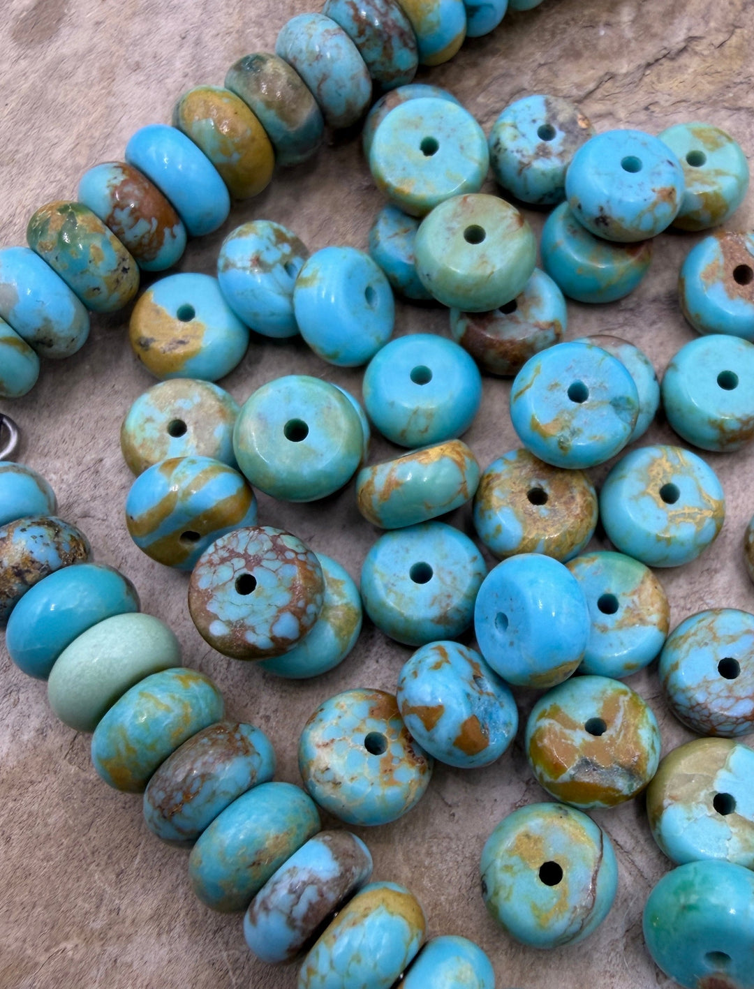 AAA+ Kingman Turquoise (Arizona) 7x4mm Rondelle Beads