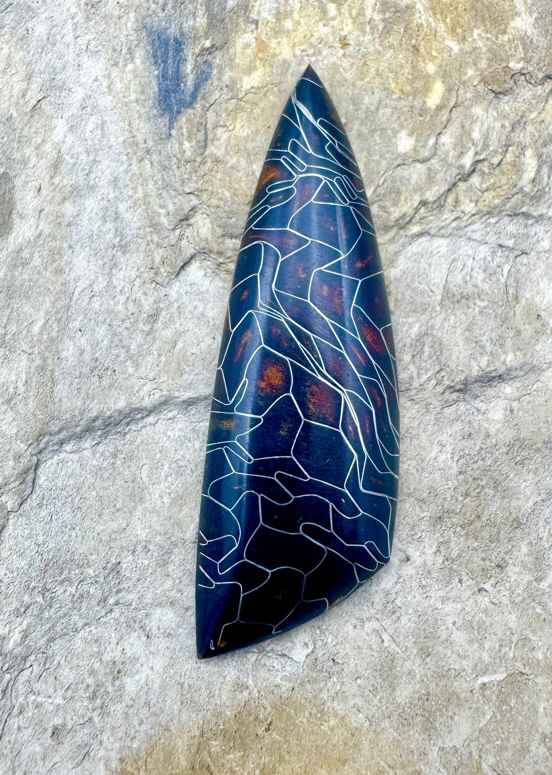 Alumilite Freeform Designer Cabochon 17x53mm - Alumilite