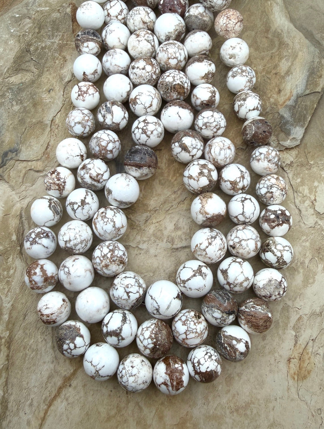 Arizona Wild Horse BIG 12mm Round beads ONE 16 Inch