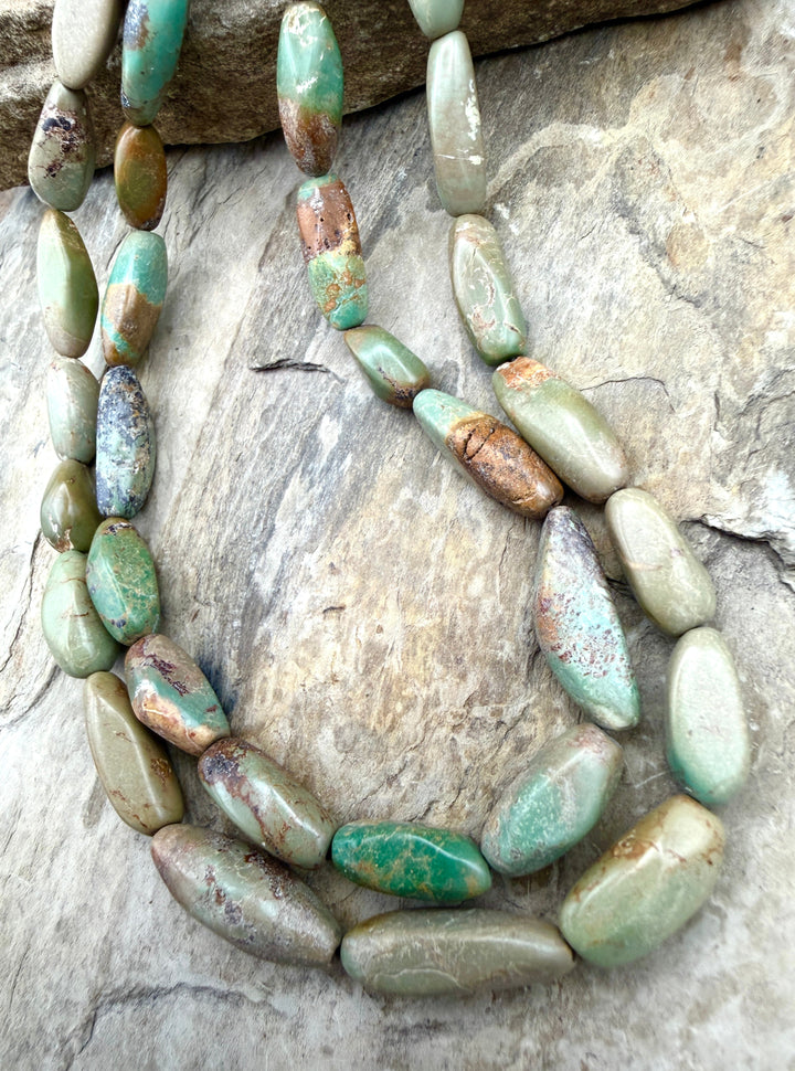 Army Green Kingman Turquoise (Arizona) Long Graduated Beads