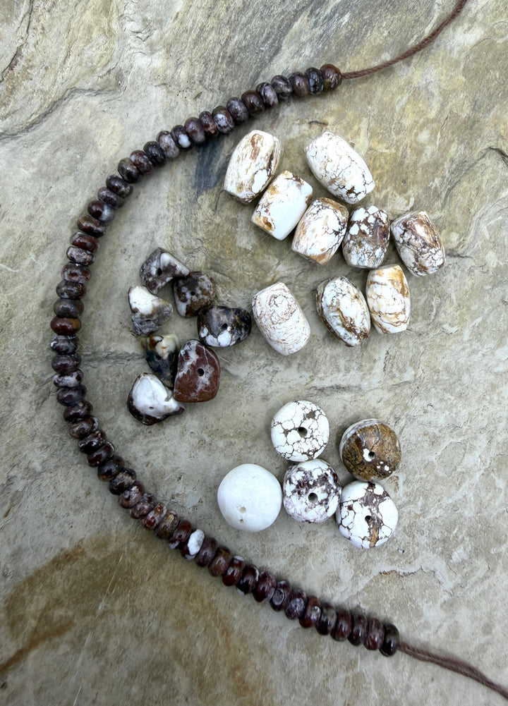 BARGAIN FRIDAY LOT of mixed Arizona Wild Horse Beads - Wild