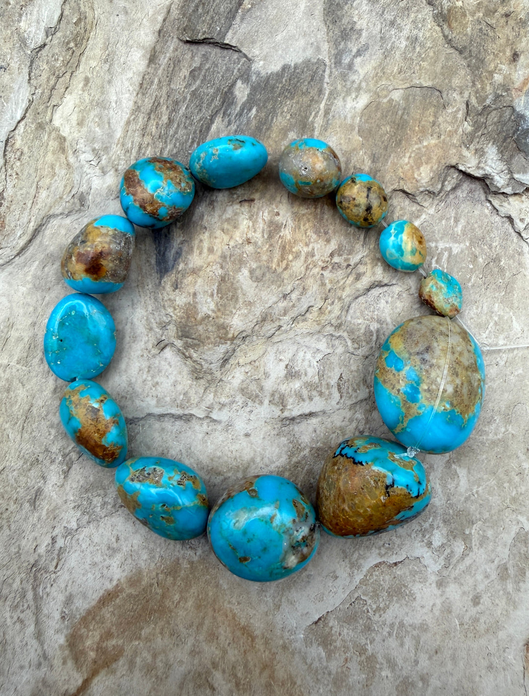 Bright Blue Kingman Turquoise (Arizona) Graduated Smooth