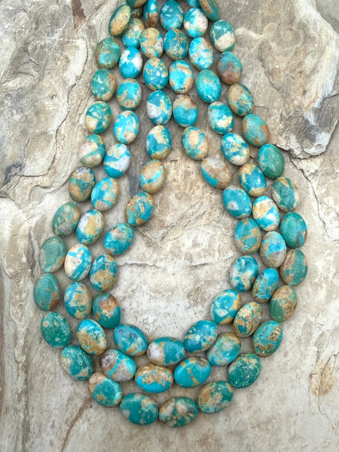 Bright Blue Pilot Mountain Turquoise (Nevada) 10x14mm Oval