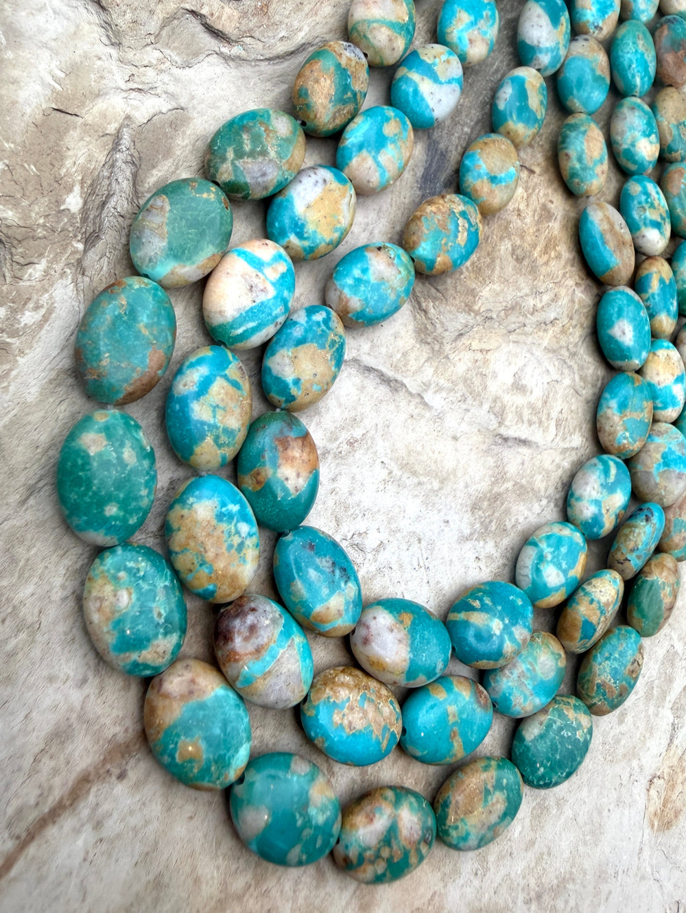 Bright Blue Pilot Mountain Turquoise (Nevada) 10x14mm Oval