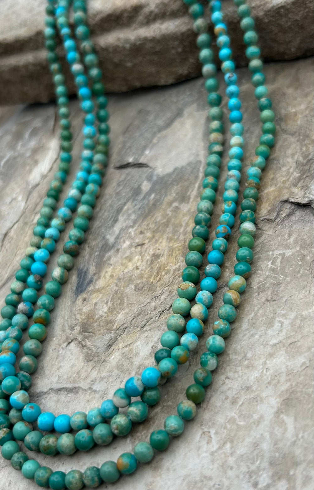 Campitos Turquoise (Mexico) Round Beads 4mm 16 Inch Strand