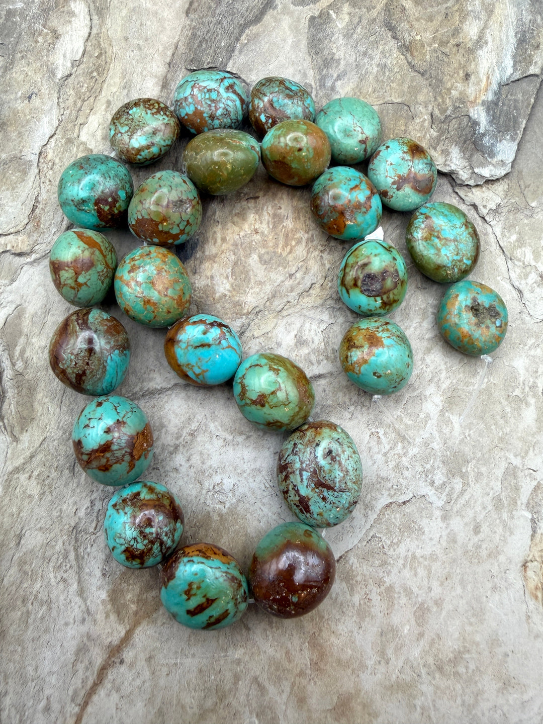 Cerimonial Kingman Turquoise (Arizona) Smooth Rounded