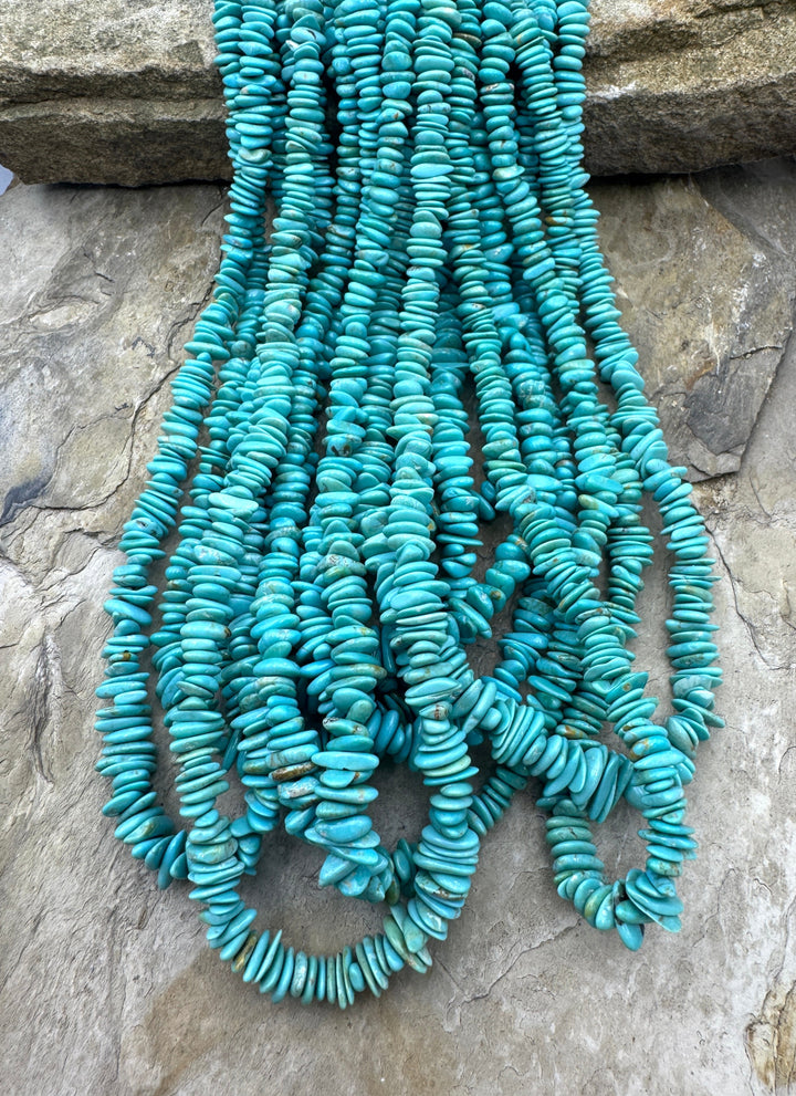 Chilean Turquoise (Chile) Graduated Chip Beads 4-6mm 18