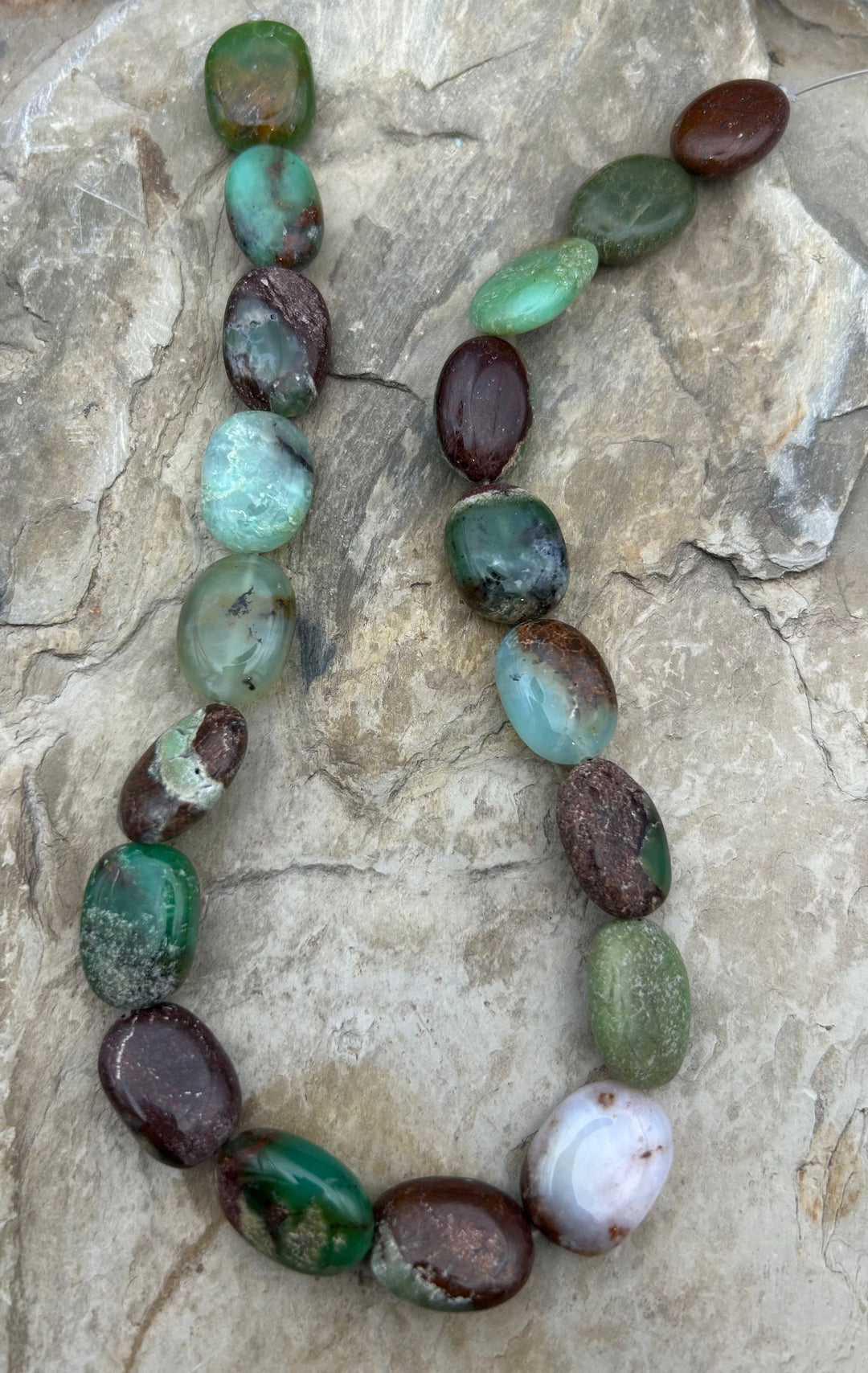 Chrysoprase (Australia) Flat Oval Beads 15-21mm 16 Inch