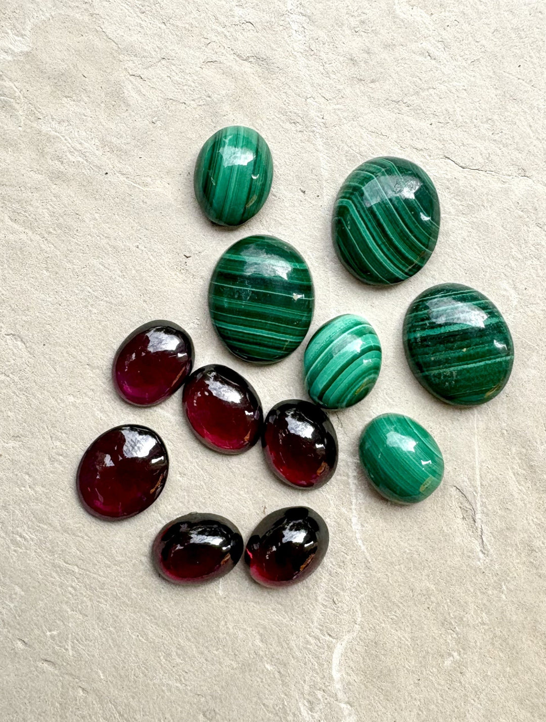 CLOSEOUT LOT 12 Cabochons Garnet and Malachite - Mixed Lots