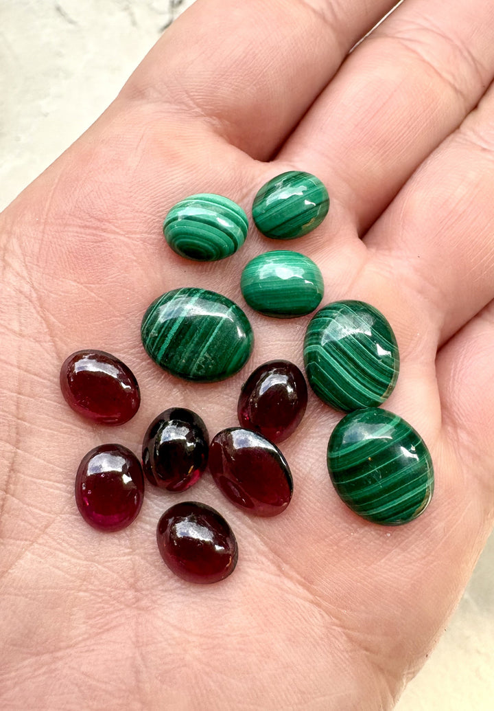 CLOSEOUT LOT 12 Cabochons Garnet and Malachite - Mixed Lots