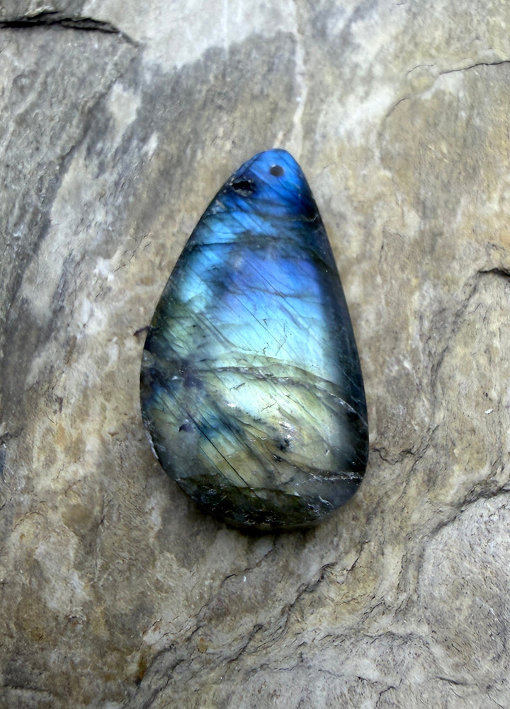 Flashy Labradorite Focal Pendant Bead 17x33mm - Labradorite