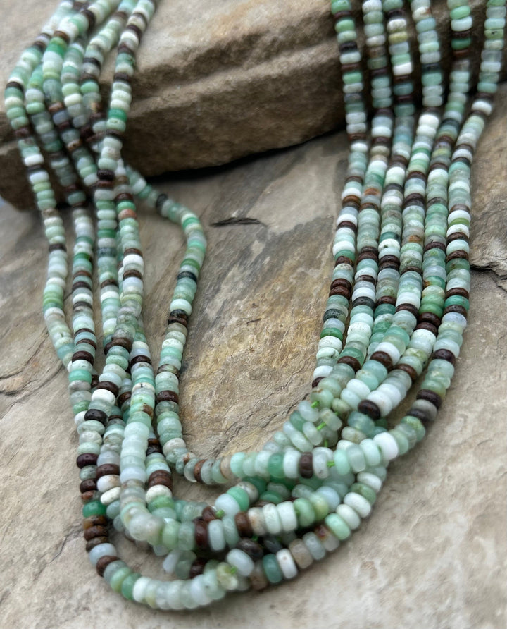 FRIDAY BARGAIN Chrysoprase 4mm Smooth Rondelle Beads ONE 16