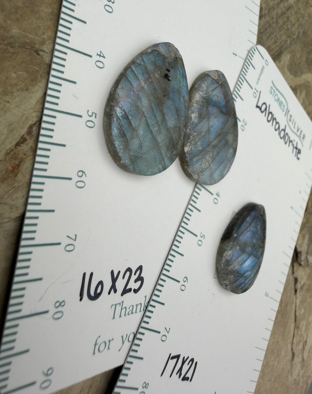 FRIDAY BARGAIN Flashy Labradorite Focal Pendant Bead