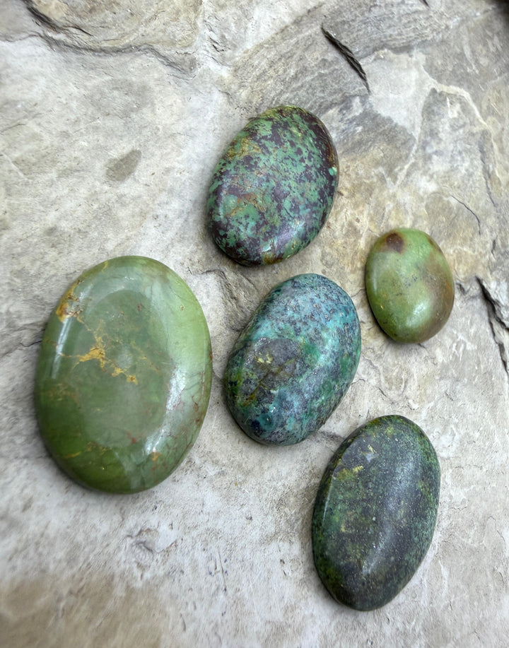 FRIDAY BARGAIN Hubei Turquoise (China) LOT of 5 Oval
