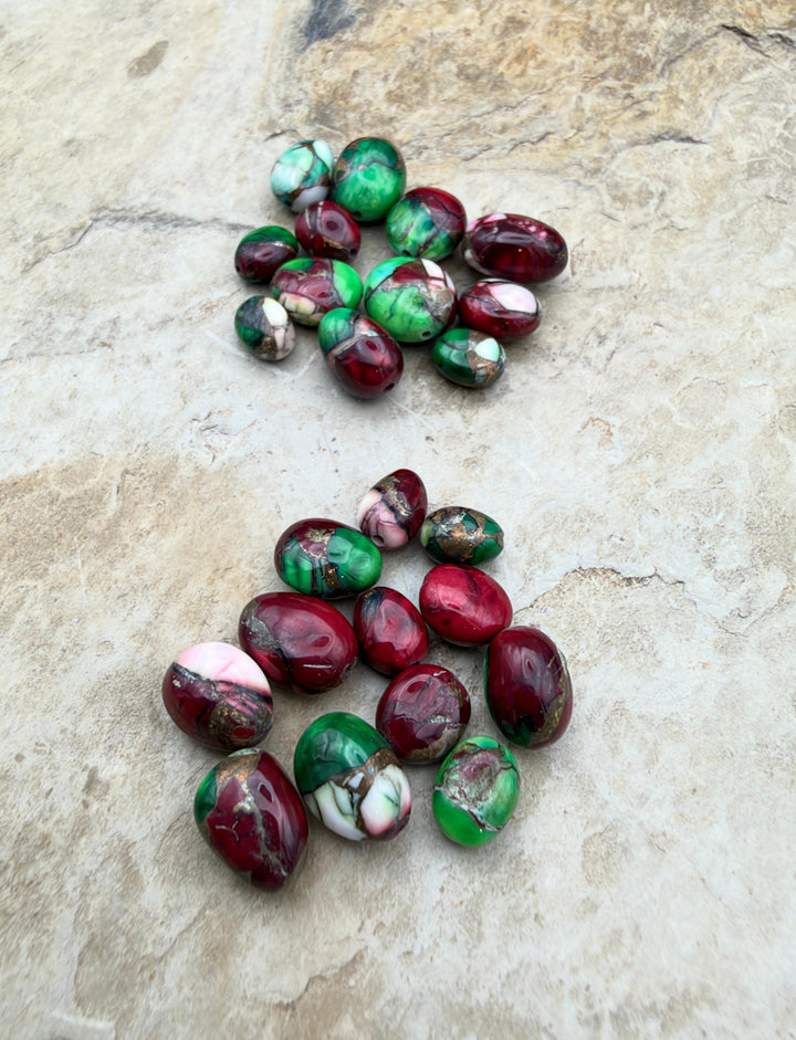FRIDAY BARGAIN LOT of 12 Christmas Dahlia Nugget Beads