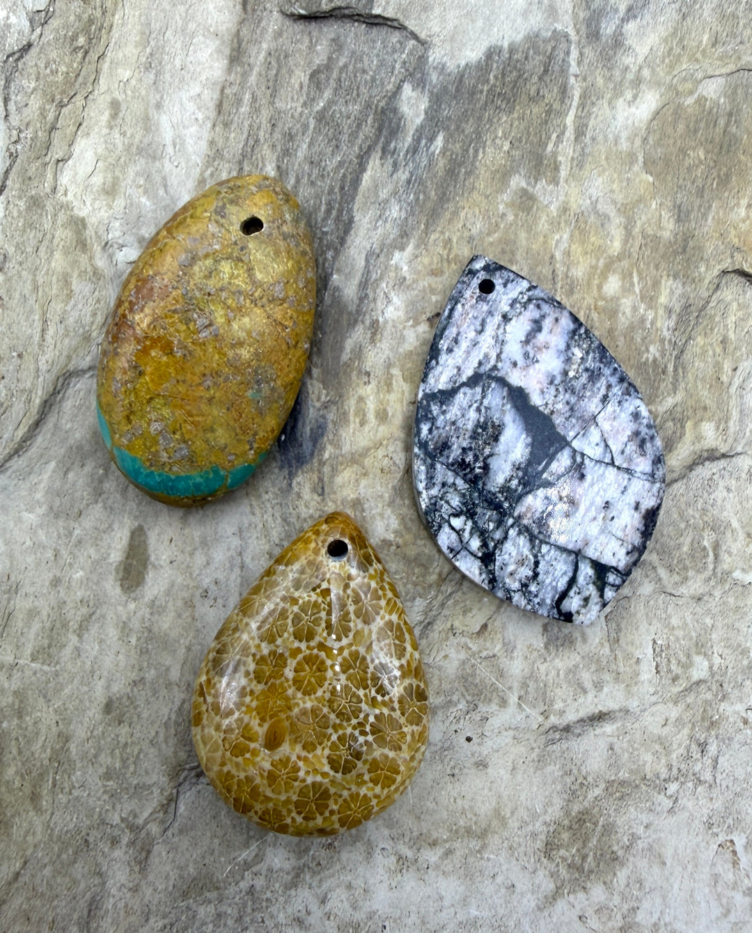 FRIDAY BARGAIN LOT of 3 Focal Pendant Beads Royston