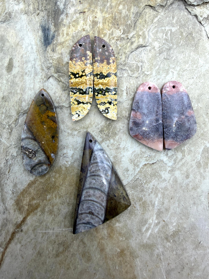 FRIDAY BARGAIN LOT of 4 Focal Bead Pendants and Earring