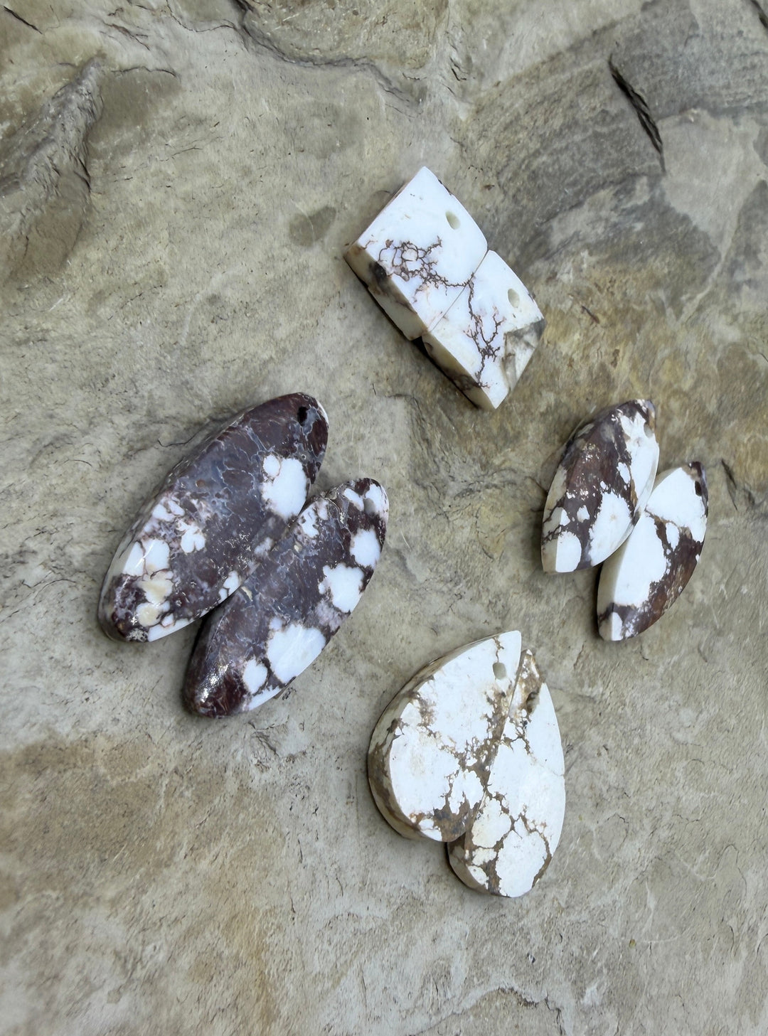 FRIDAY BARGAIN LOT of 4 Wild Horse Beads Earring Slab Bead