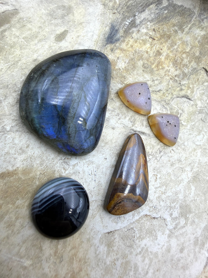 FRIDAY BARGAIN LOT of 5 Mixed Cabochons Labradorite Natural