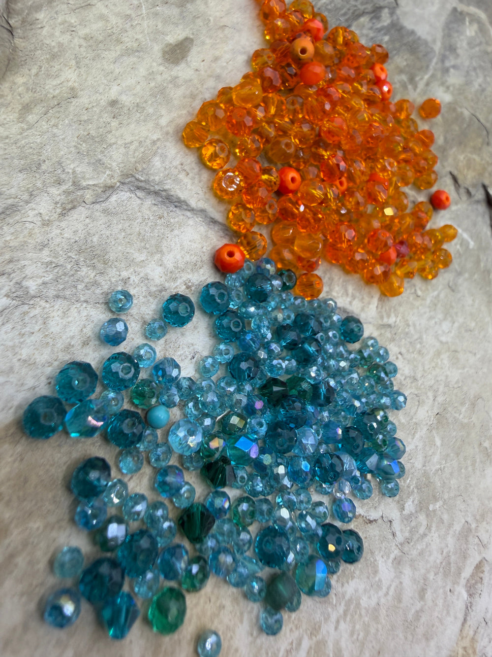 FRIDAY BARGAIN LOT of Loose Chrystal Beads - Mixed Lot