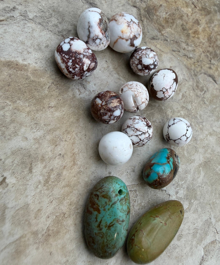 FRIDAY BARGAIN LOT of Mixed Preimium Beads Wild Horse