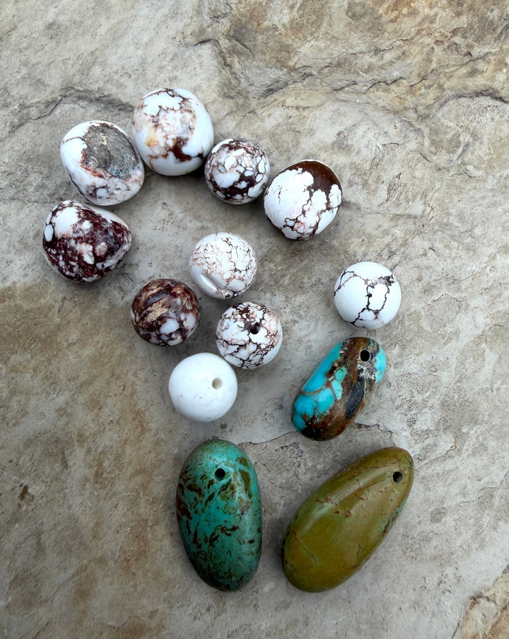 FRIDAY BARGAIN LOT of Mixed Preimium Beads Wild Horse