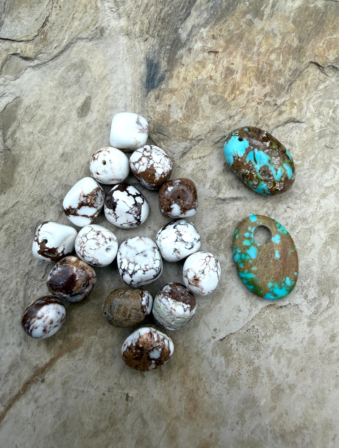 FRIDAY BARGAIN LOT of Mixed Preimium Beads Wild Horse