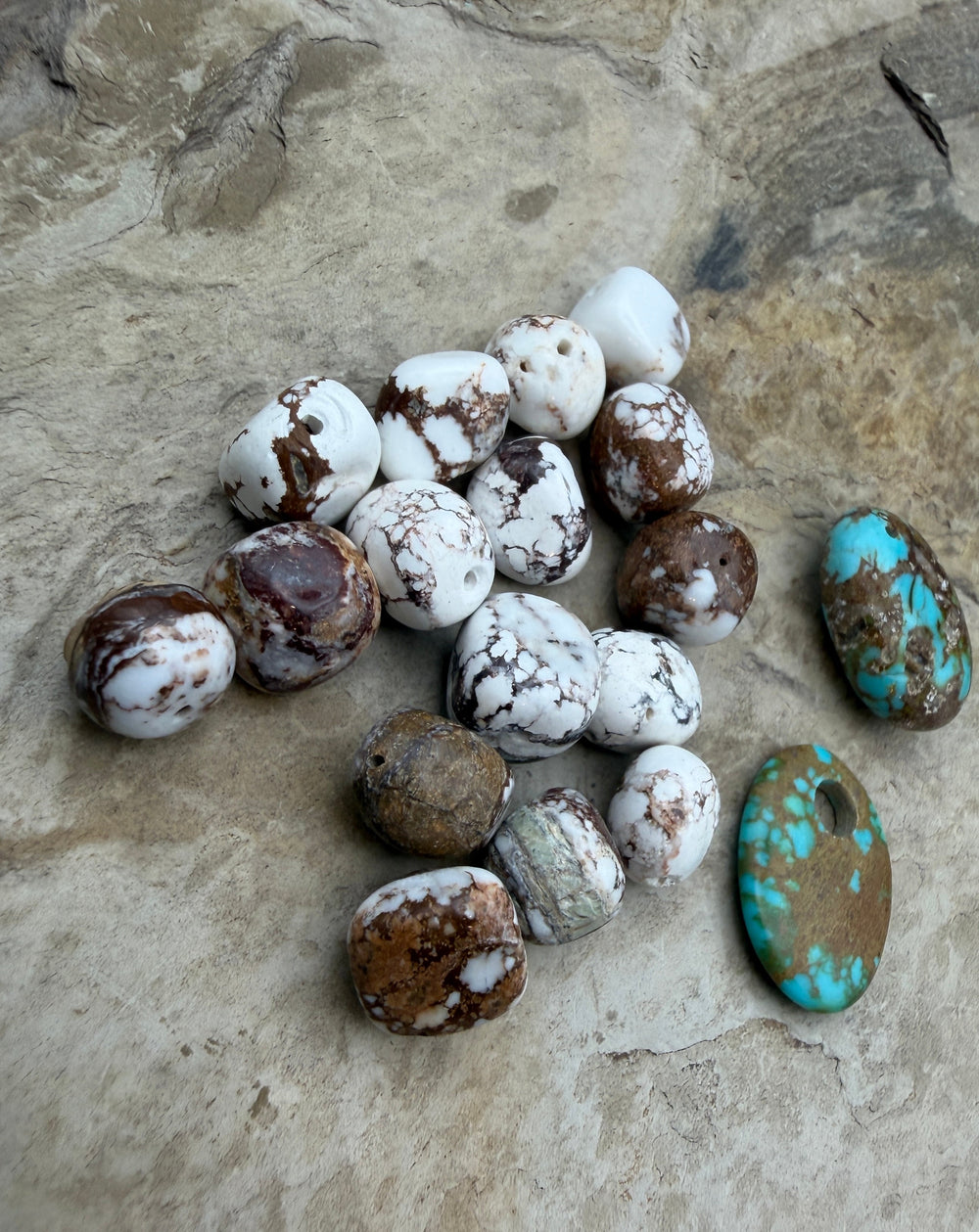 FRIDAY BARGAIN LOT of Mixed Preimium Beads Wild Horse