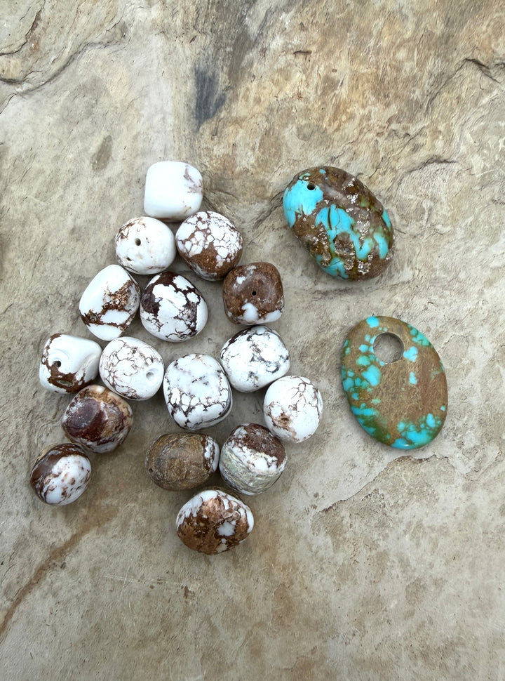 FRIDAY BARGAIN LOT of Mixed Preimium Beads Wild Horse