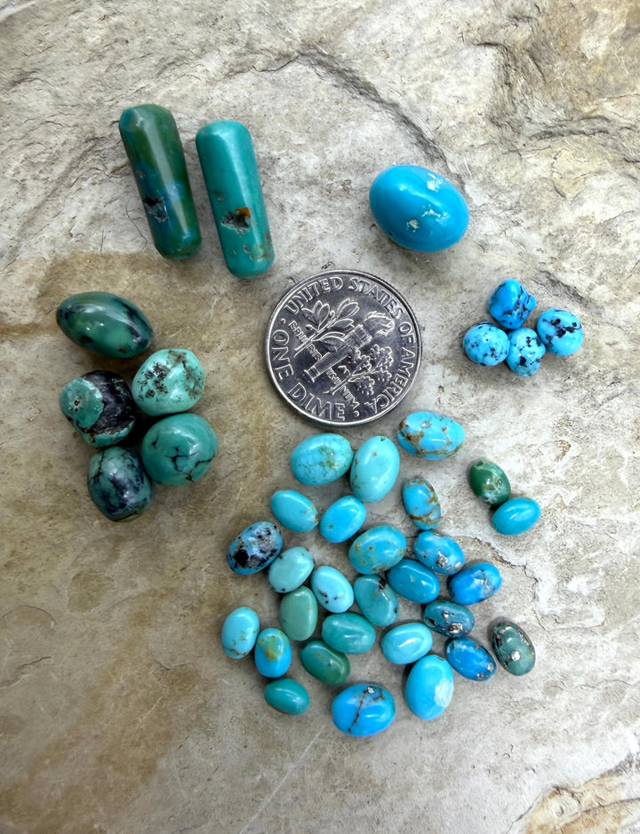 FRIDAY BARGAIN LOT of Mixed Turquoise Beads Hubei Sonora