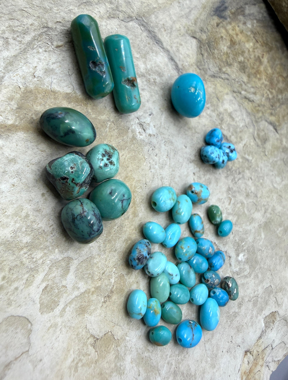 FRIDAY BARGAIN LOT of Mixed Turquoise Beads Hubei Sonora