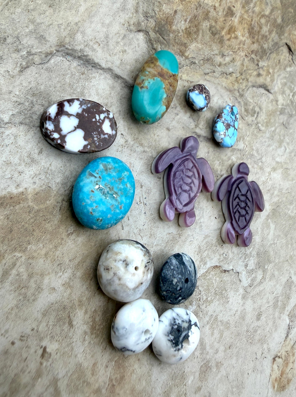 FRIDAY BARGAIN LOT ofMixed Premium Beads White Buffalo