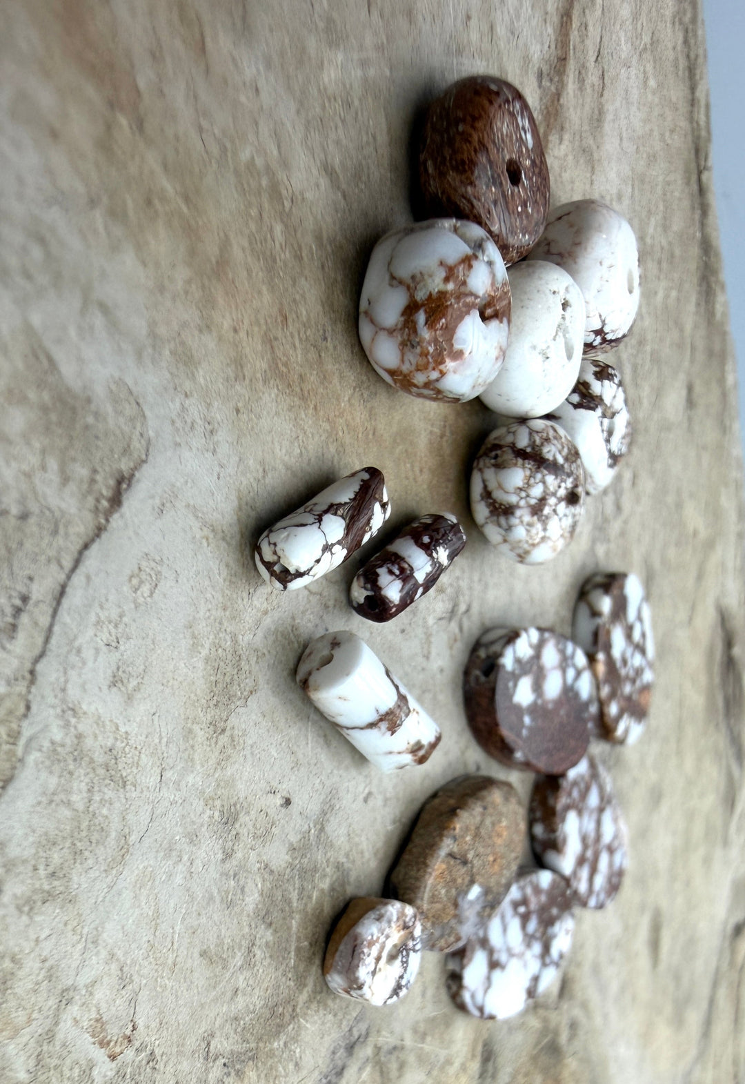 FRIDAY BARGAIN RARE Arizona Wild Horse LOT of Mixed Beads