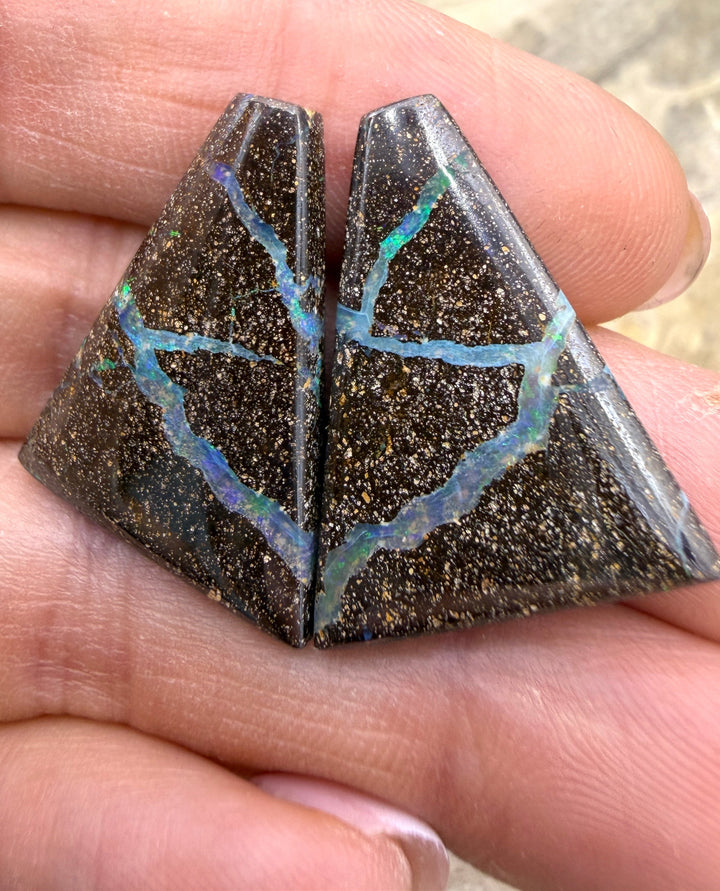 FRIDAY BARGAIN Top Quality Boulder Opal (Australia)