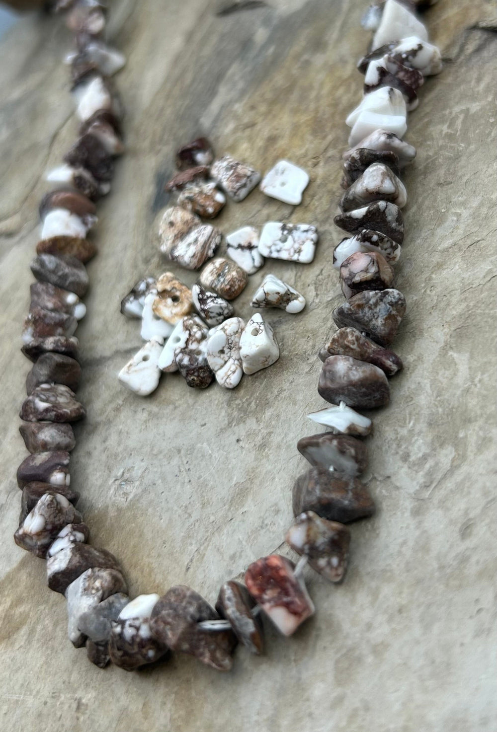 FRIDAY BARGAIN Wild Horse LOT Chip Bead Strand 8-10mm 19