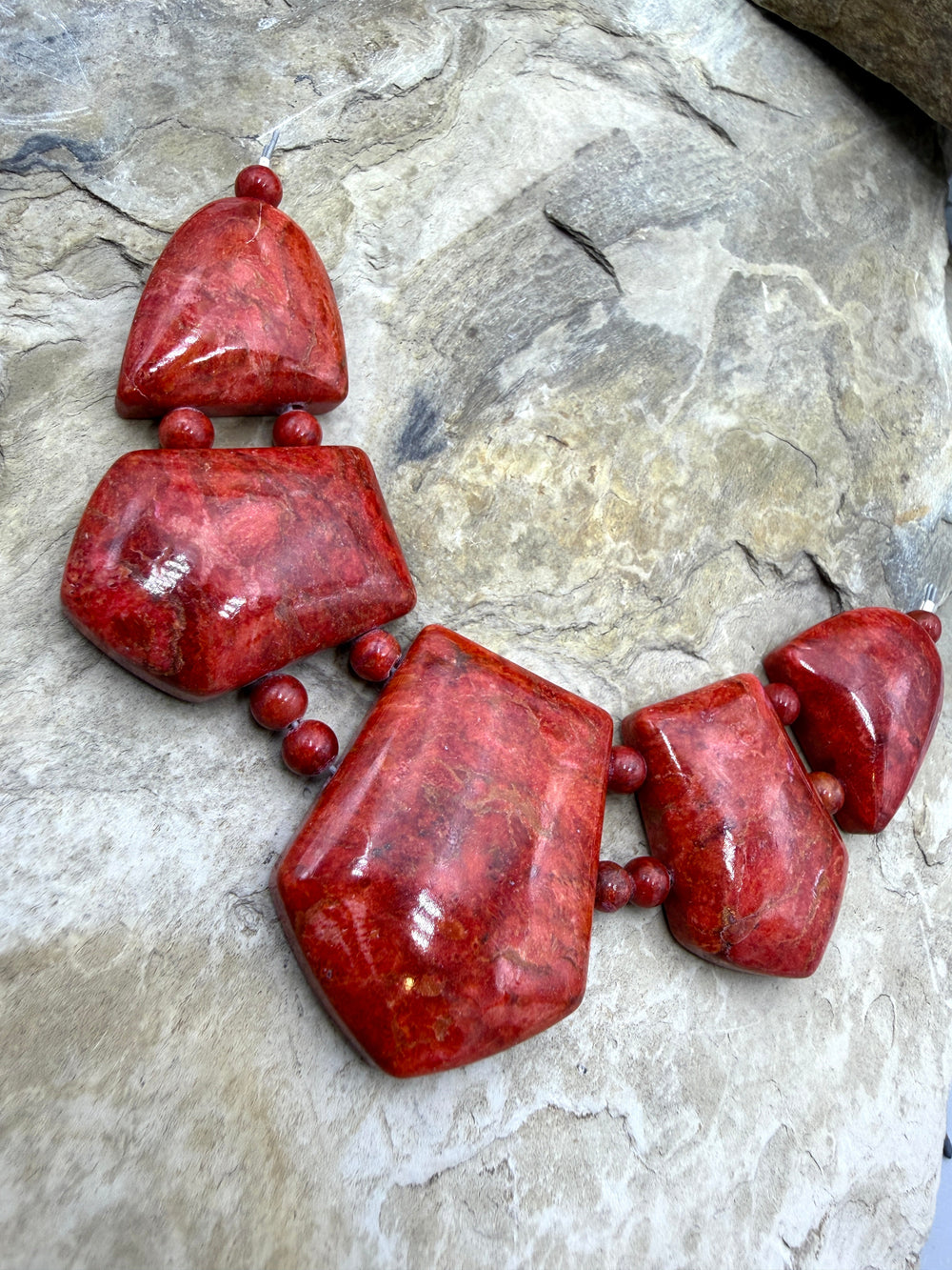 FRIDAY ESTATE FIND Apple Coral Focal Strand - Coral | Sponge