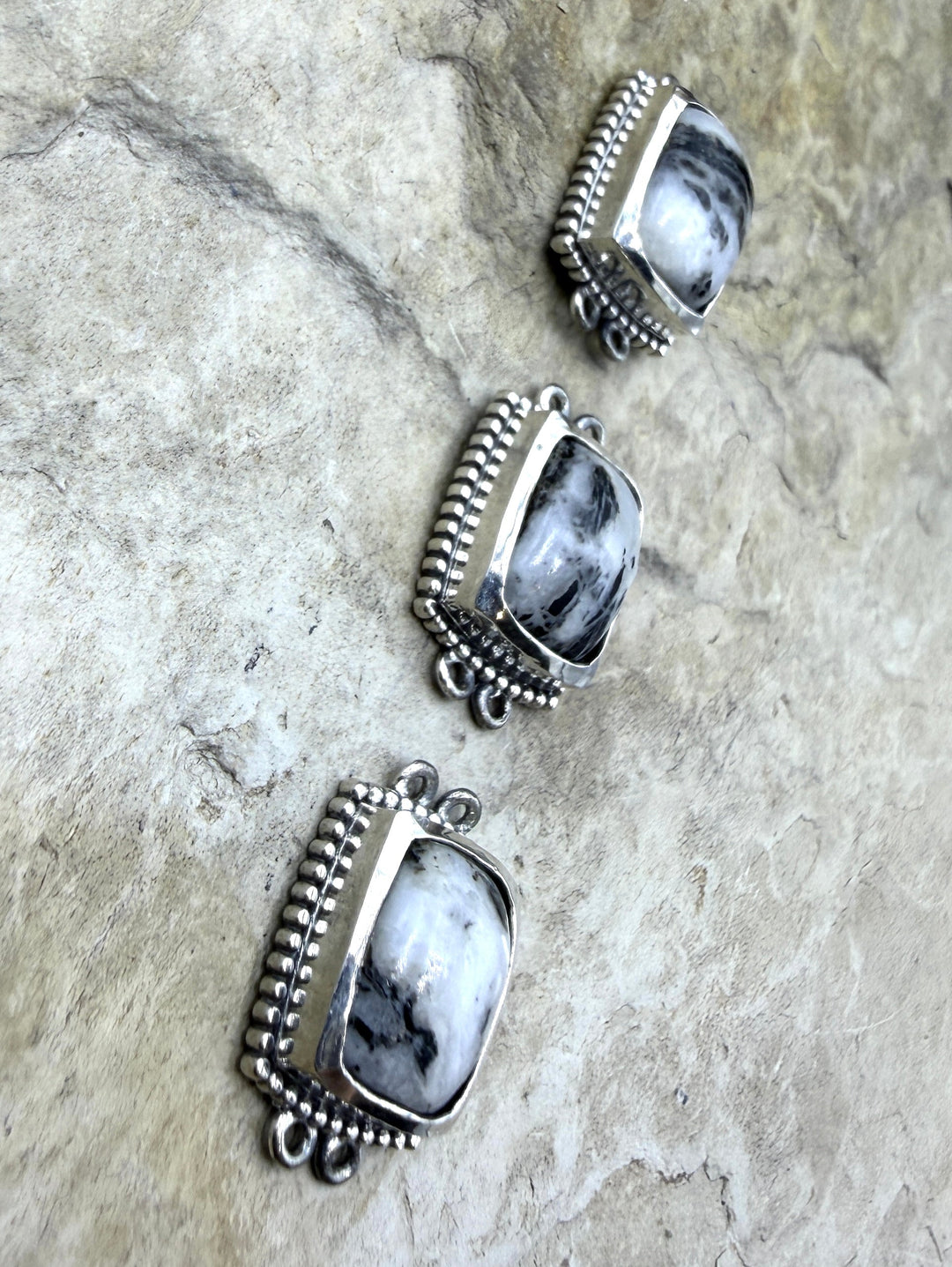 FRIDAY ESTATE FIND Sterling Silver and White Buffalo