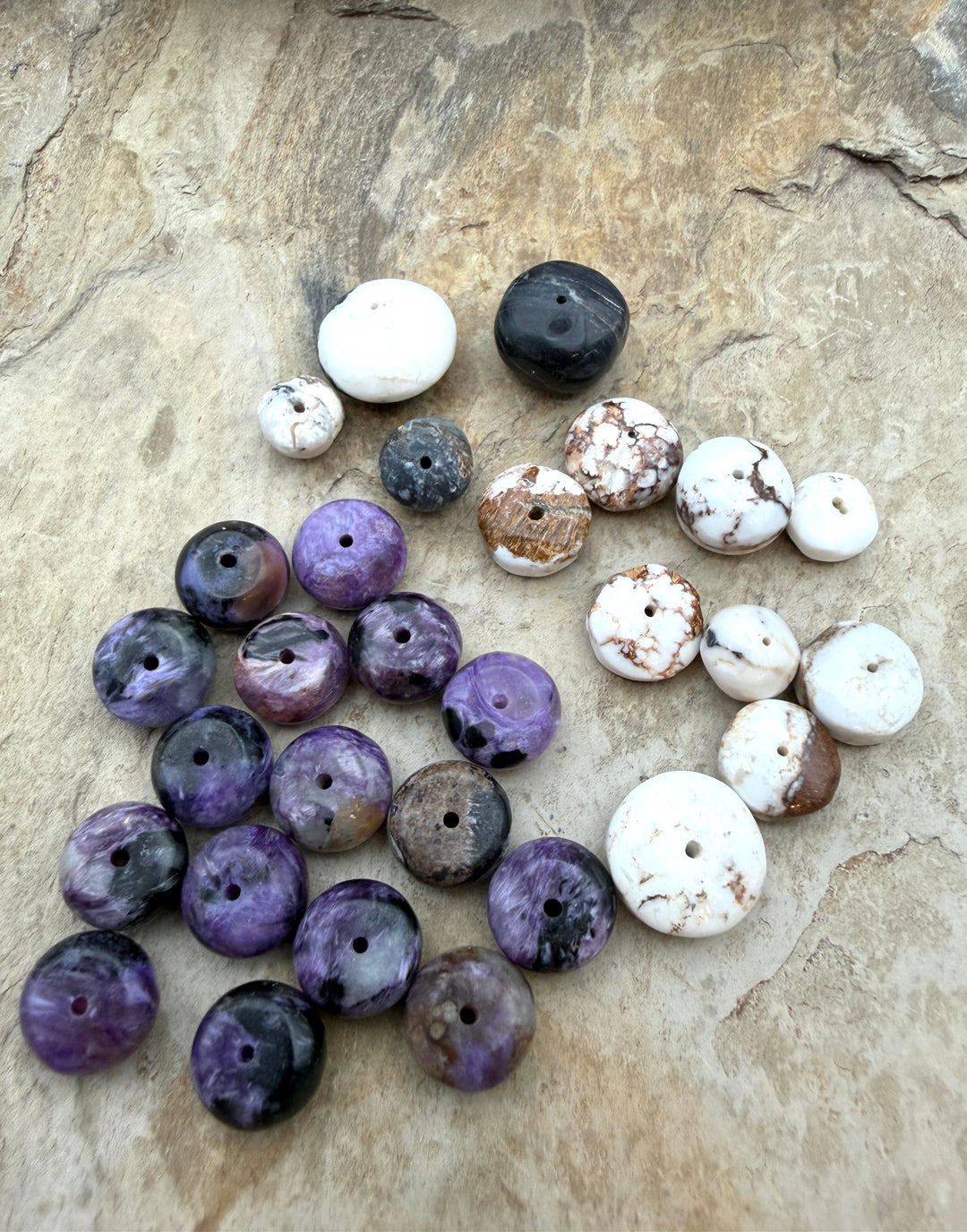 FRIDAY Lot of mixed Premium Beads Charoite Wild Horse