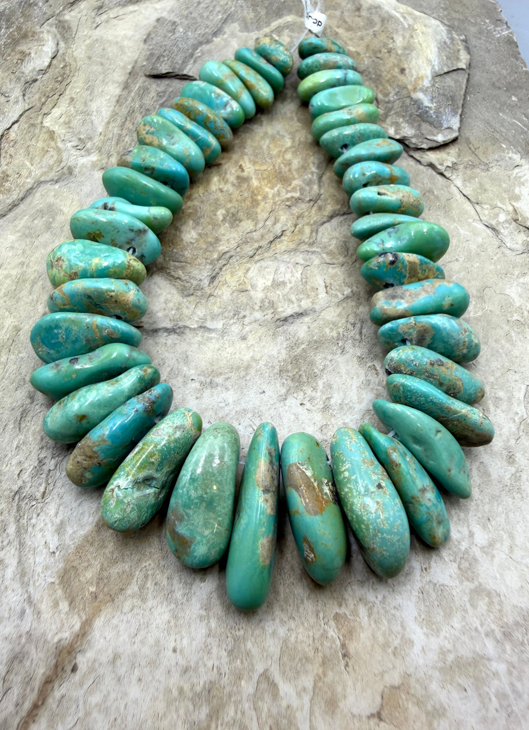 Green Campitos Turquoise (Mexico) Graduated Focal Strand