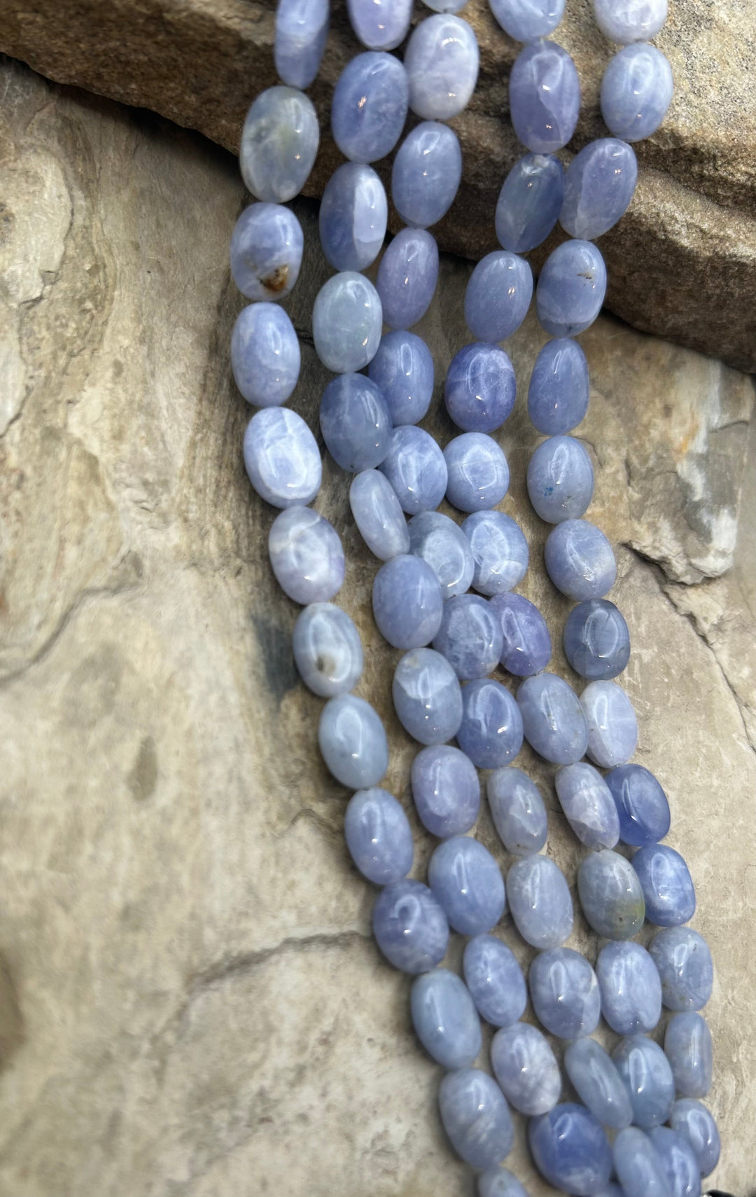 Hackmanite (Afghanistan) Handcut Graduated Oval Beads