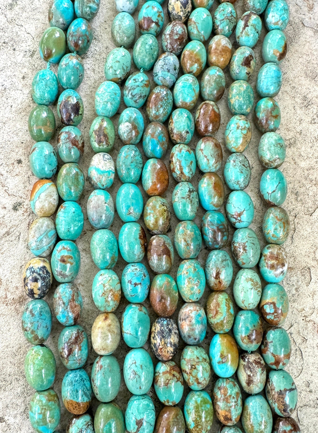 Hubei Turquoise (China) 10x14mm Oval Shaped Beads (8 inch