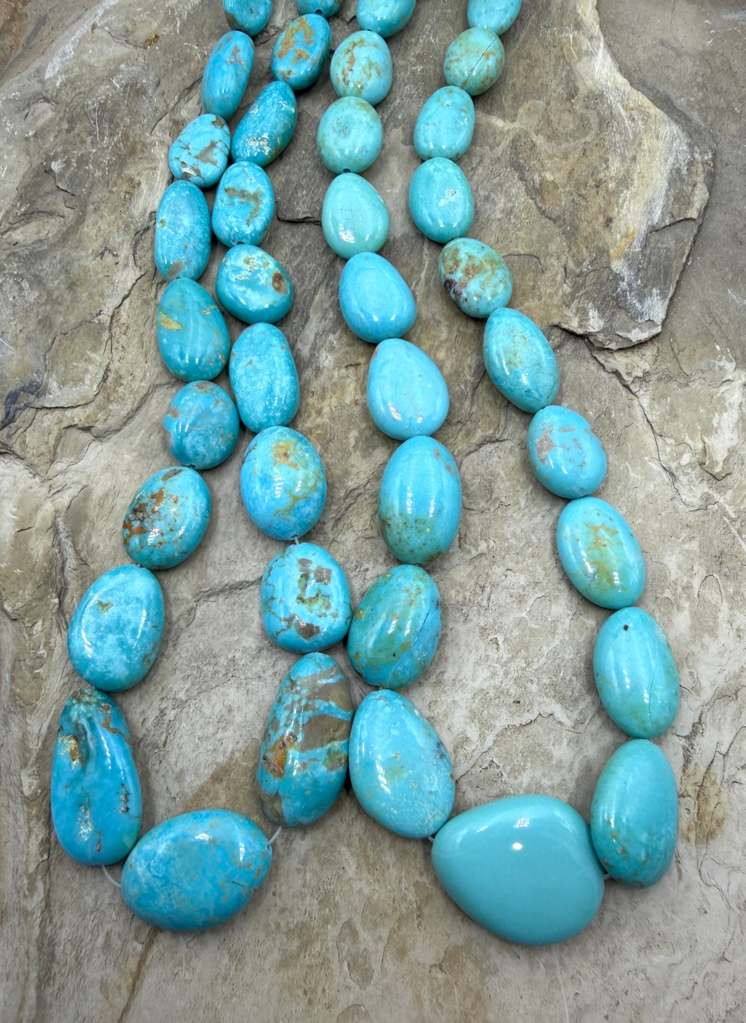 Kingman Turquoise (Arizona) BIG Graduated Smooth Nugget