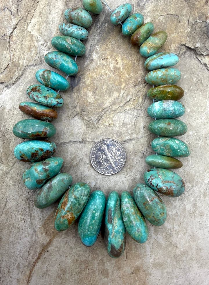 Kingman Turquoise (Arizona) Graduated Focal Strand