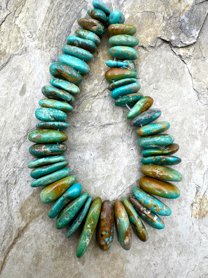 Kingman Turquoise (AZ) Long Flat Graduated Nuggets Beads
