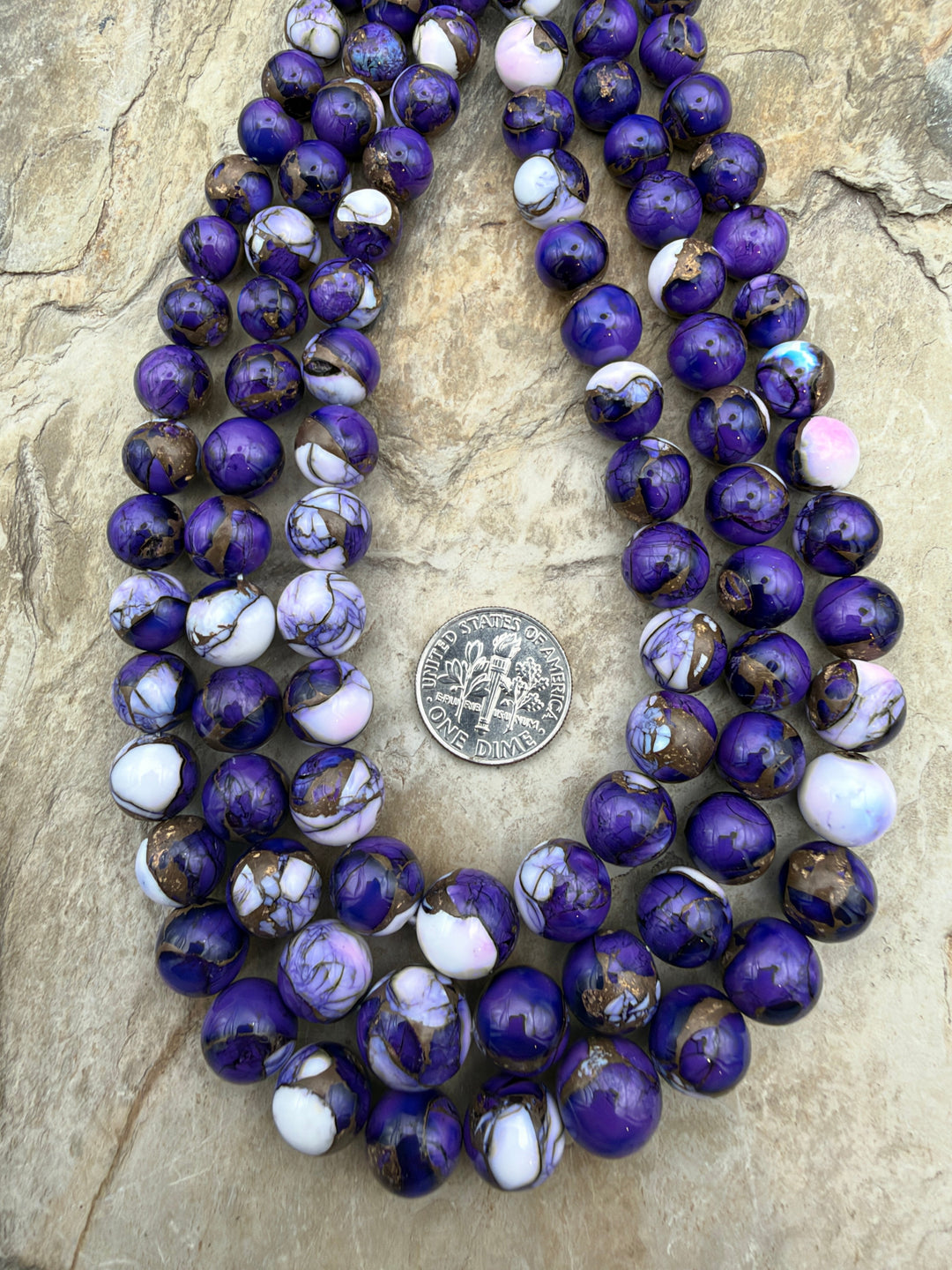 Lavender Dahlia Kingman Composite Garduated Round Beads