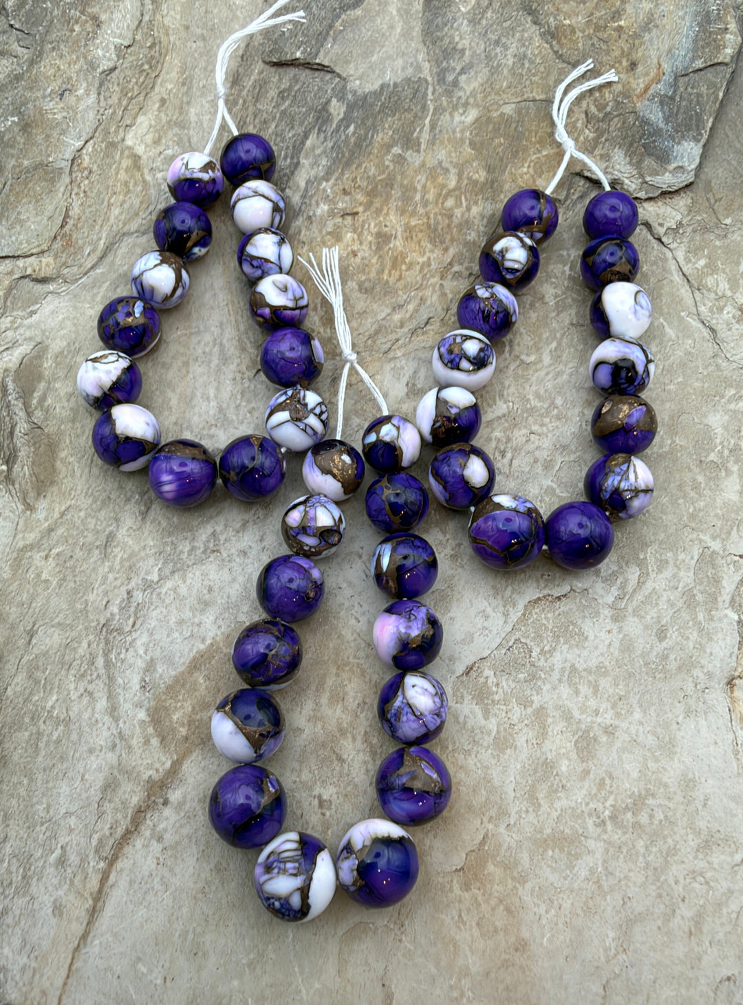 Lavender Dahlia Kingman Composite Round Beads 10-11mm 5