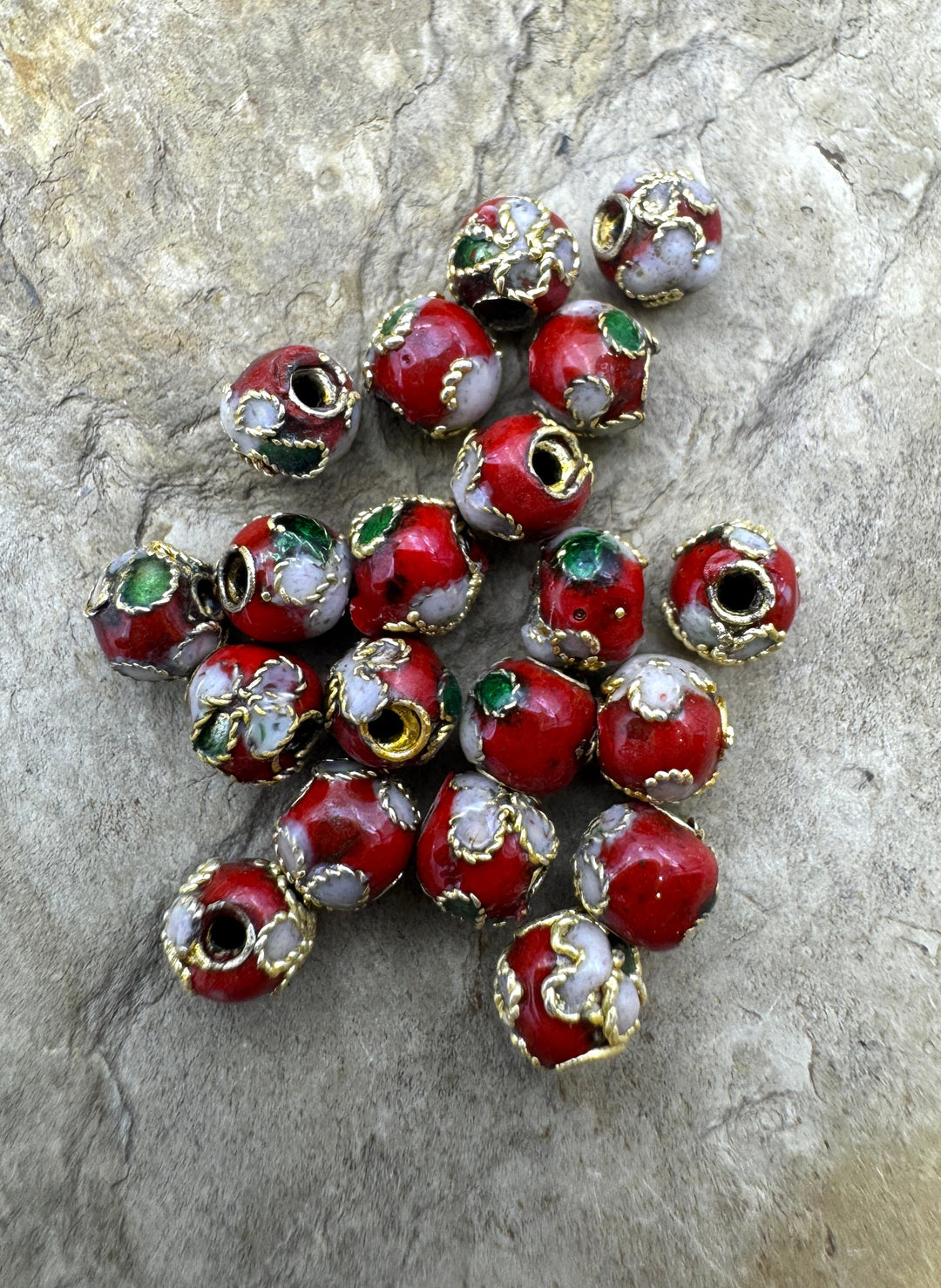 Lot of 20 Red Enamel 5mm Round Beads - Findings