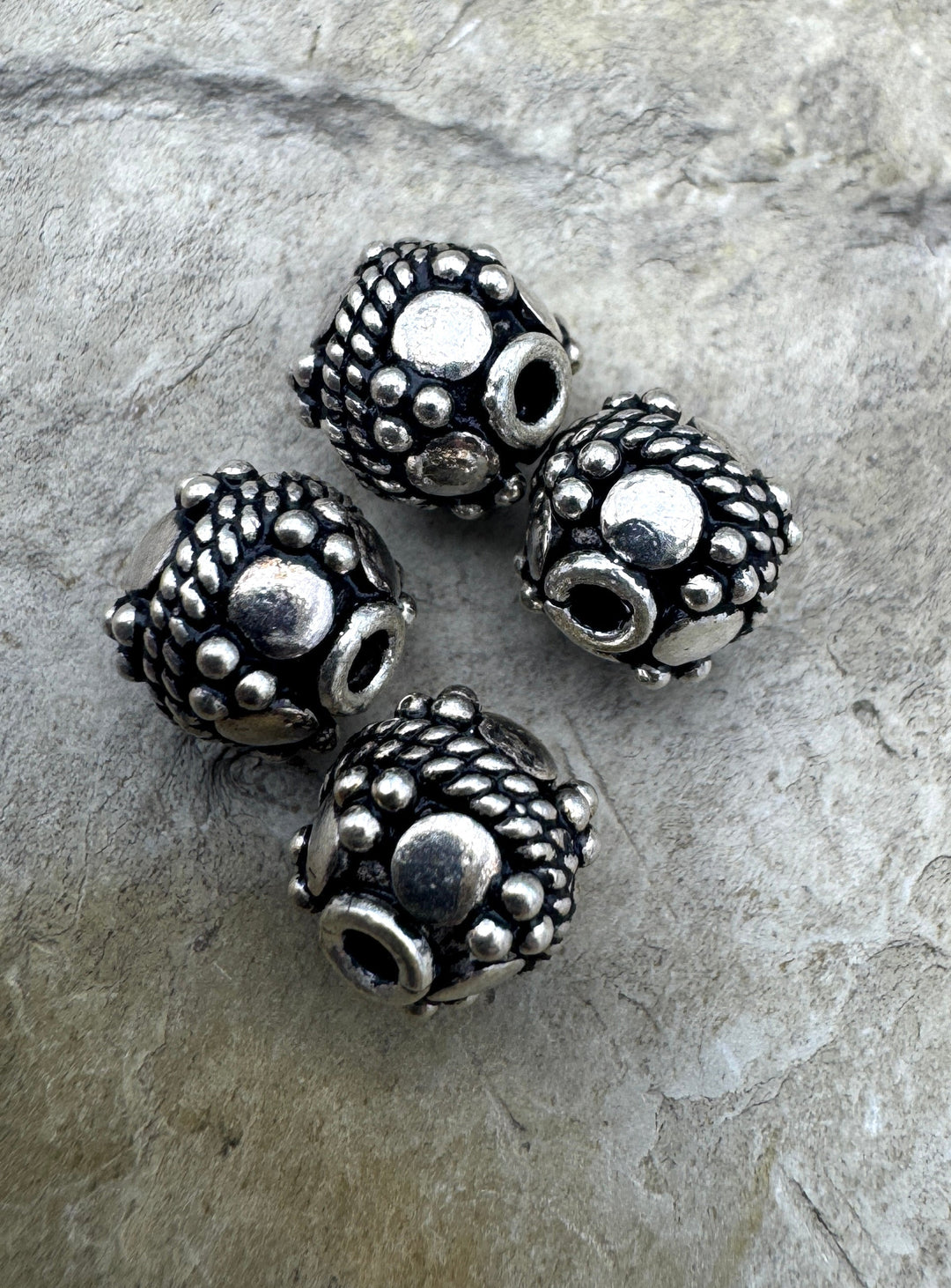 LOT of 4 Sterling Silver Oxidized 8mm Round Beads 4 Beads