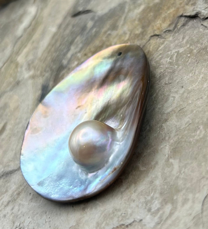 Mabe Pearl Focal Pendant Bead 46x59mm - Mabe Pearl