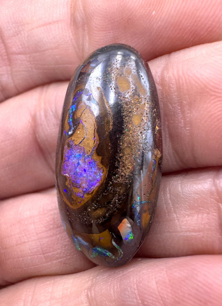 Natural Boulder Opal with lots of fire 29.15 carats - Opal